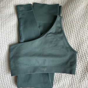 SETactive Wave One shoulder+ Leggings